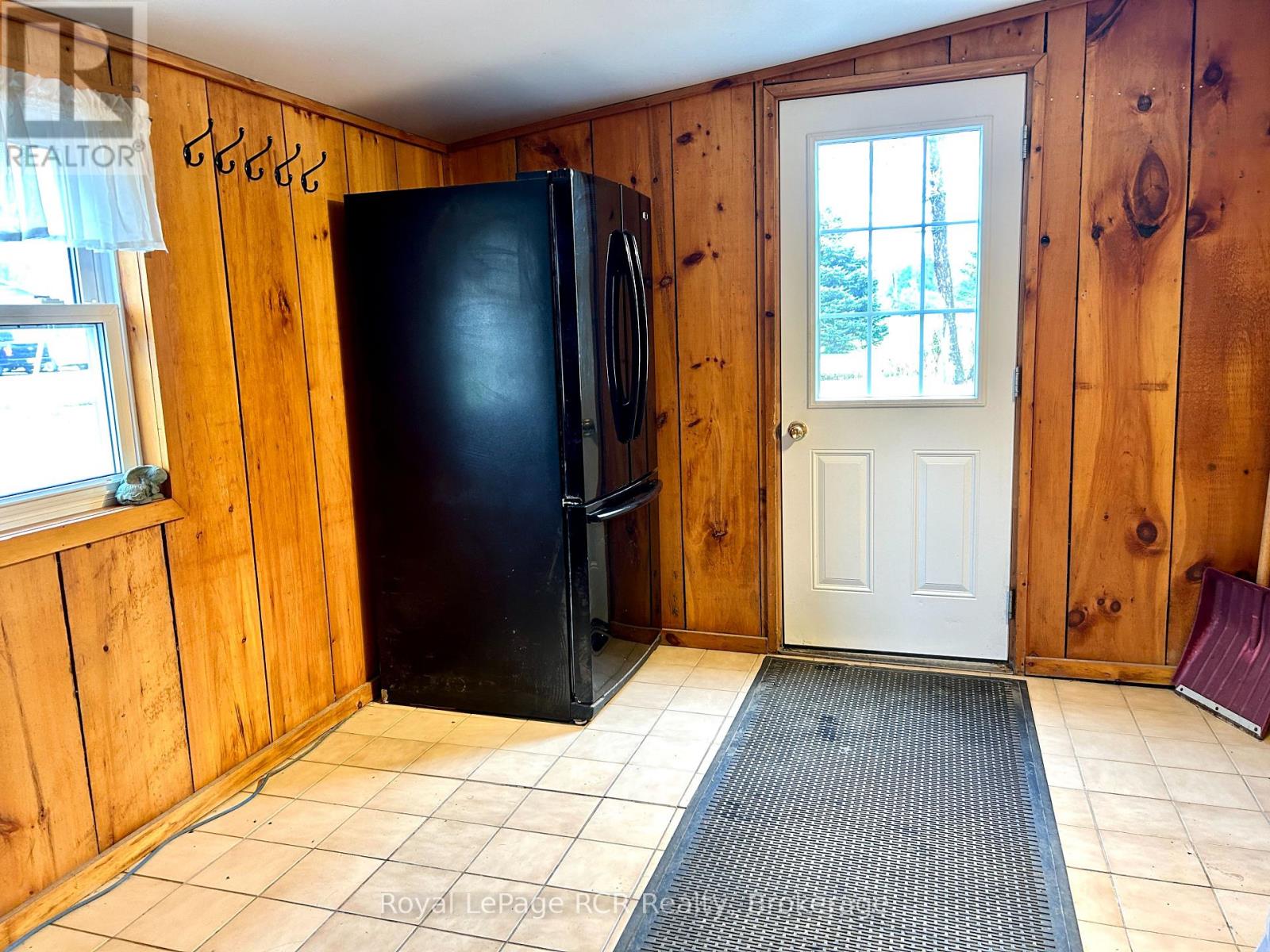 324097 The Glen Road, West Grey, Ontario  N0C 1K0 - Photo 8 - X13208582