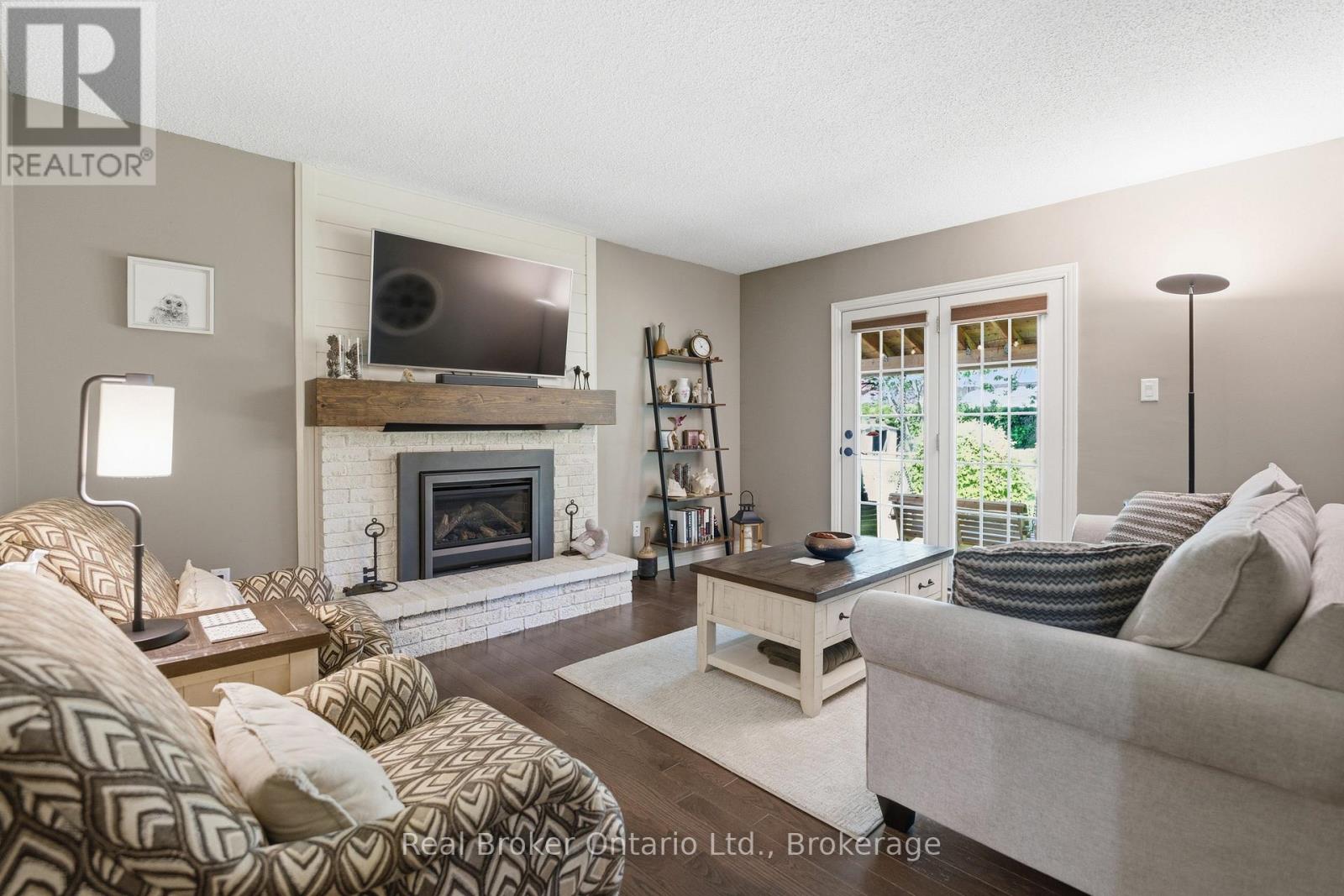 49 Greenfield Road, Brantford, Ontario  N3R 6Z4 - Photo 9 - X13208654