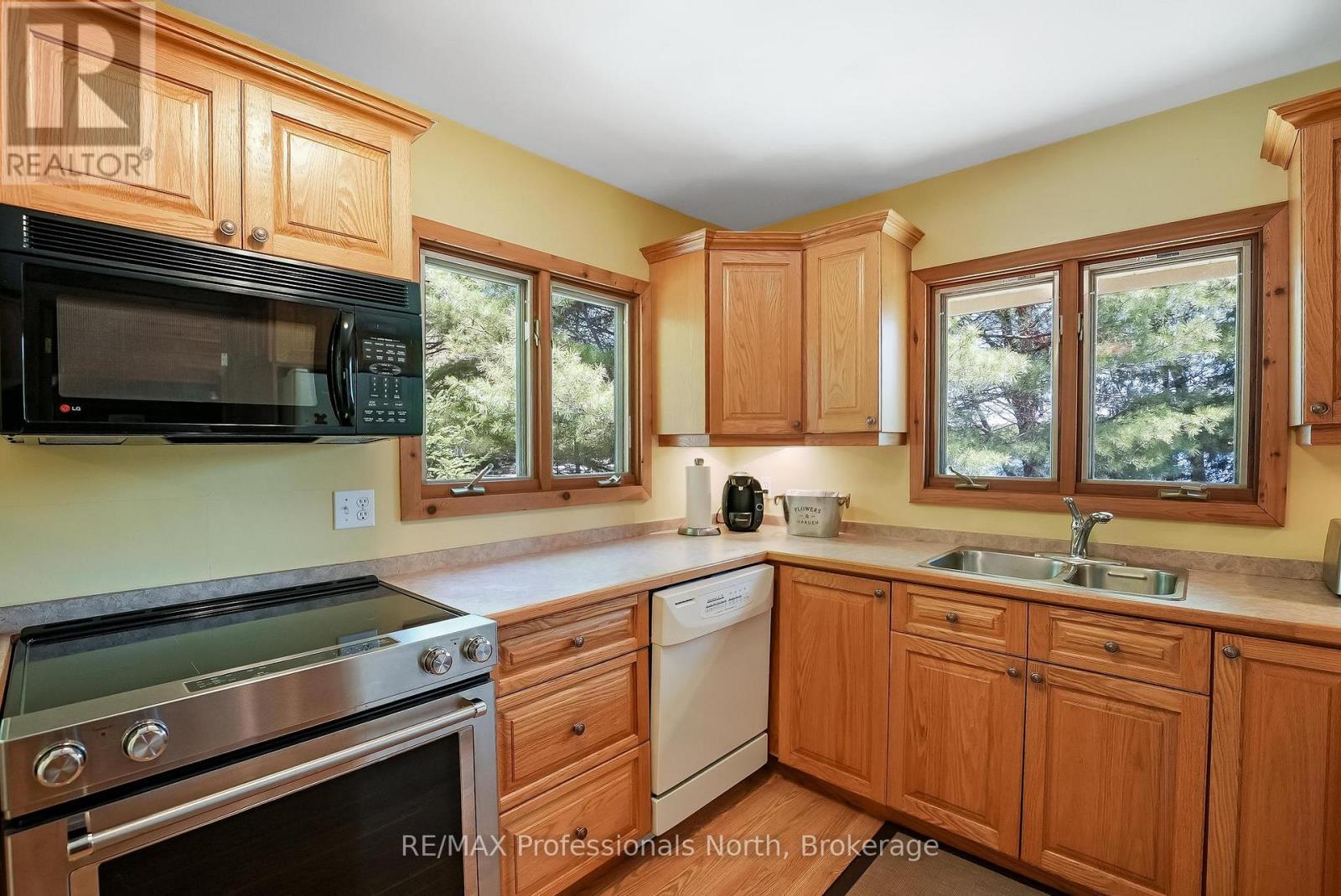 1366 Hospitality Road, Minden Hills (Snowdon), Ontario  K0M 2K0 - Photo 21 - X13208804