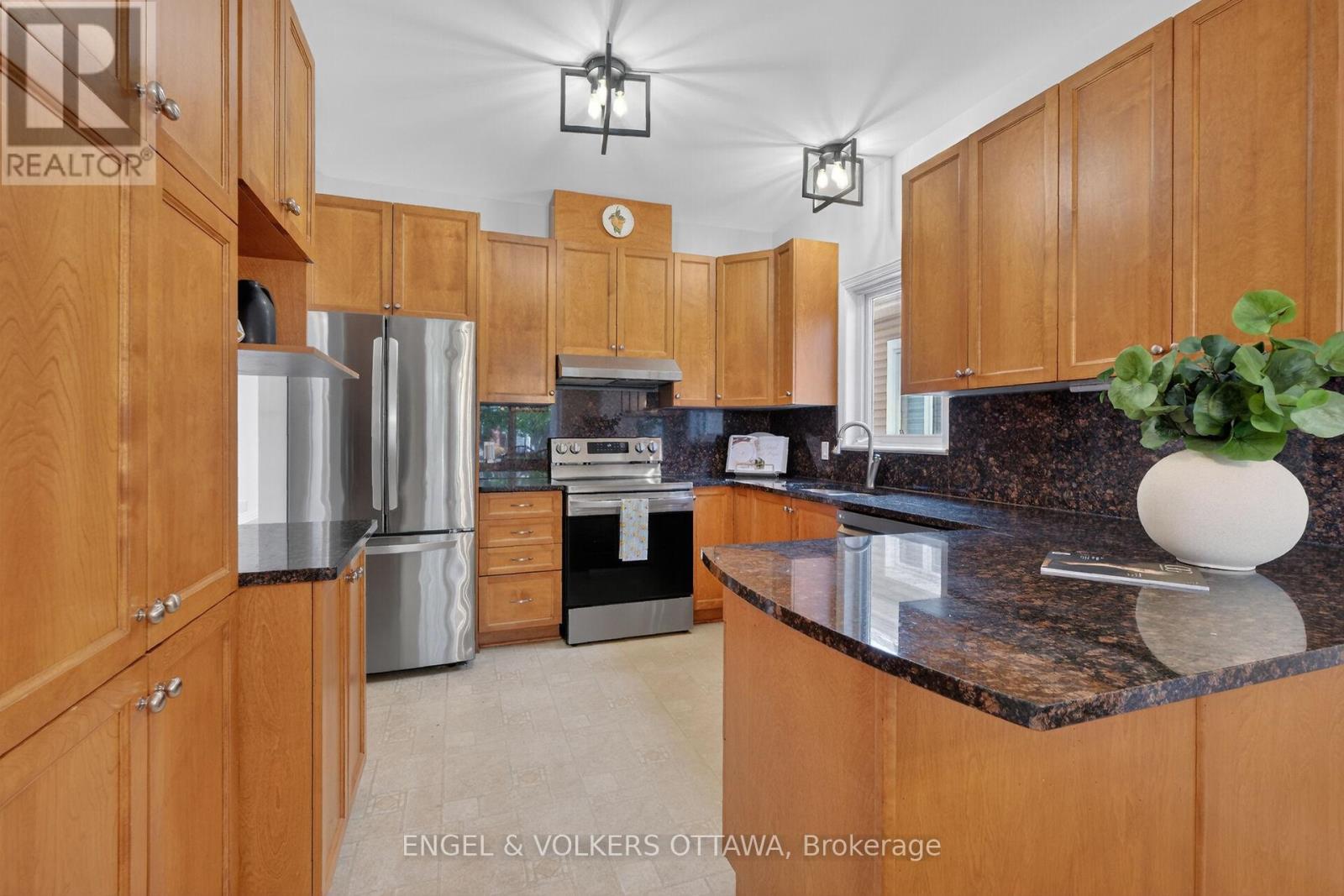 844 Swallowtail Crescent N, Ottawa, Ontario  K4A 4M5 - Photo 7 - X13208504