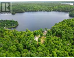 101 ARTHUR ROAD, Tay Valley, Ontario