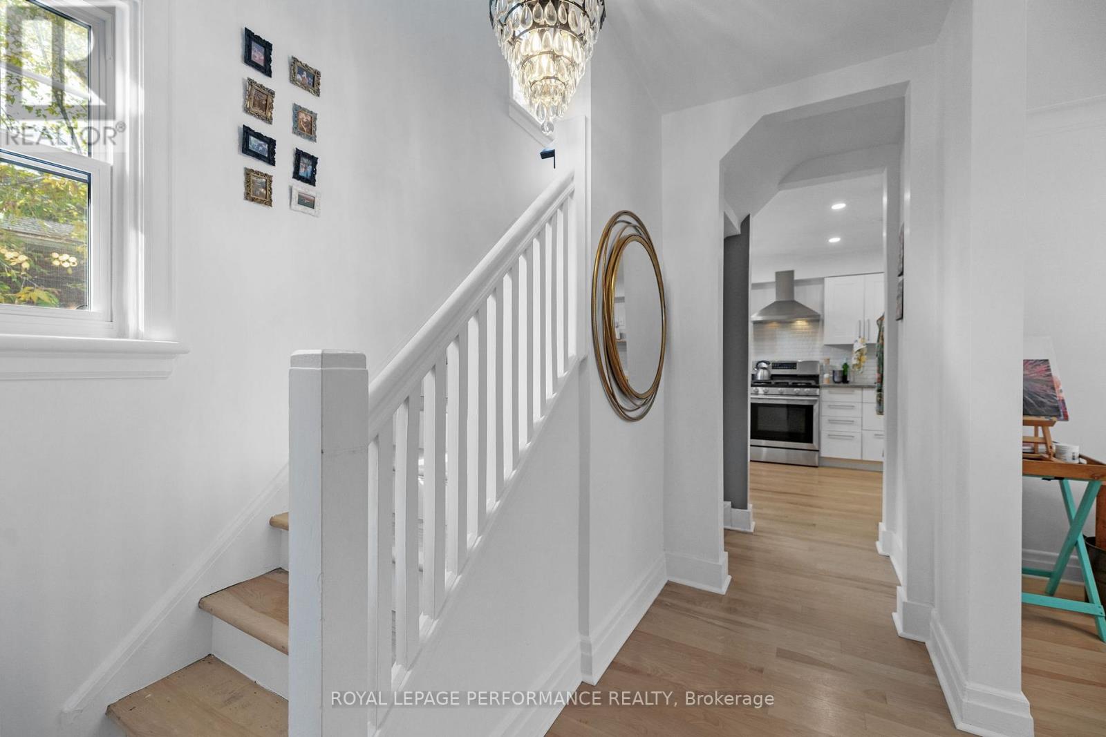 81 Ivy Crescent, Ottawa, Ontario  K1M 1Y1 - Photo 3 - X13208740