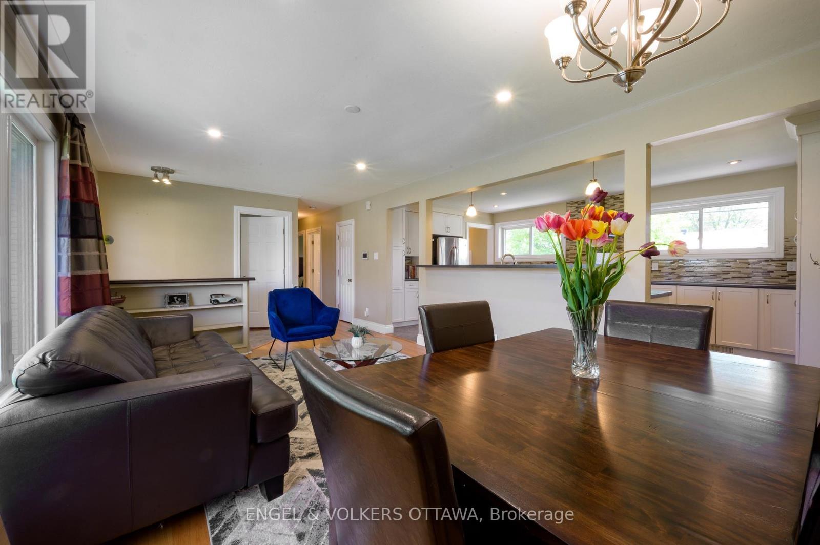 20 Majestic Drive, Ottawa, Ontario  K2G 1C7 - Photo 8 - X13208758