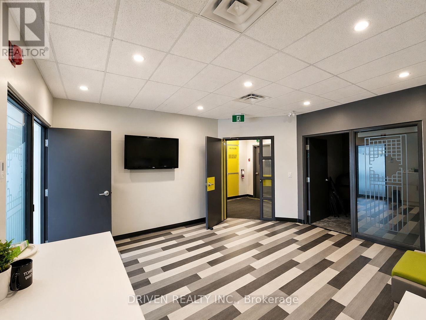 205 - 2283 St Laurent Boulevard, Ottawa, Ontario  K1G 5A2 - Photo 12 - X13208856