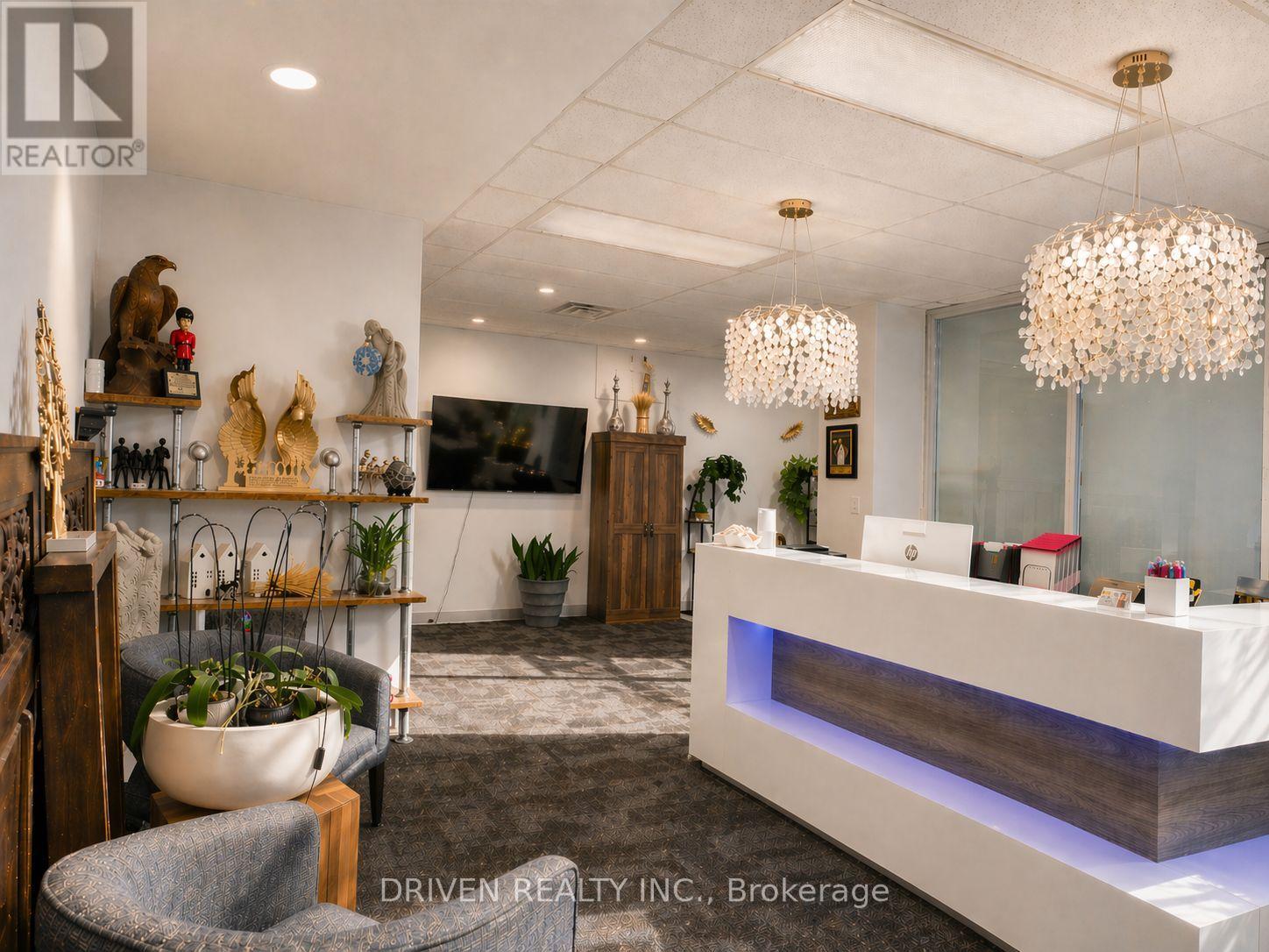 205 - 2283 St Laurent Boulevard, Ottawa, Ontario  K1G 5A2 - Photo 7 - X13208856