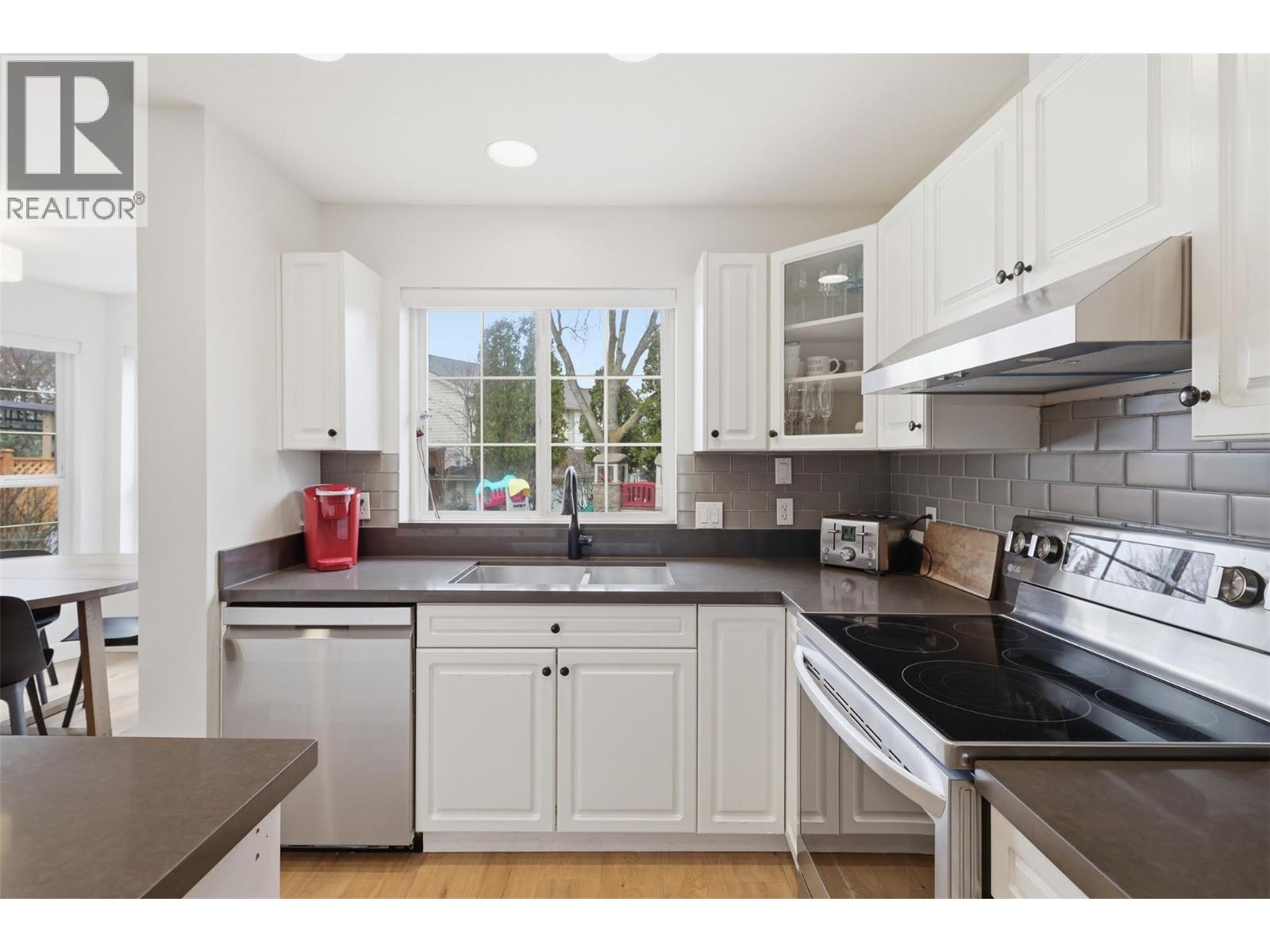 1948 Sheffield Way, Kamloops, British Columbia  V2E 2M2 - Photo 12 - 10389246