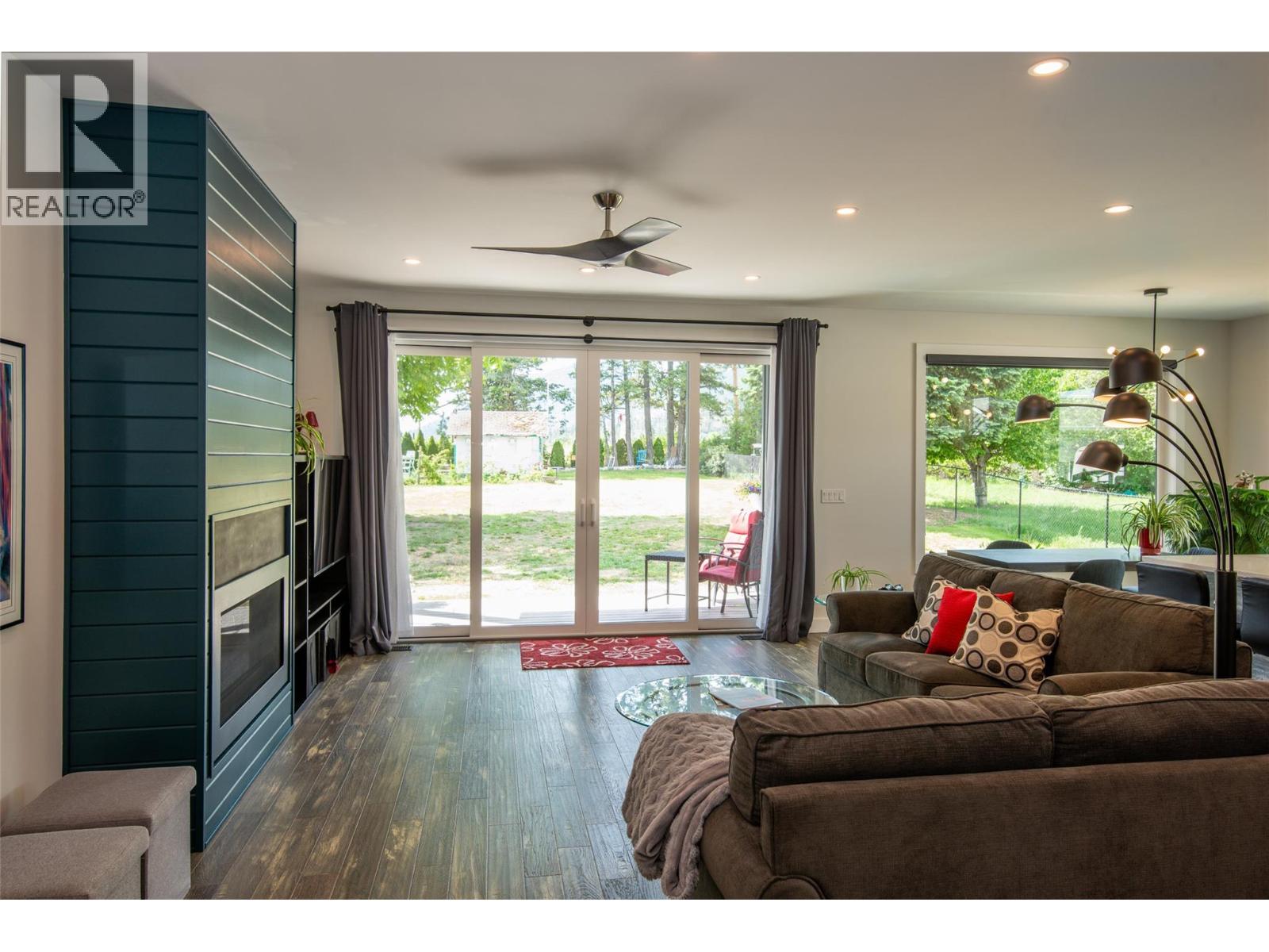 2311 Thornber Street, Summerland, British Columbia  V0H 1Z9 - Photo 6 - 10389250