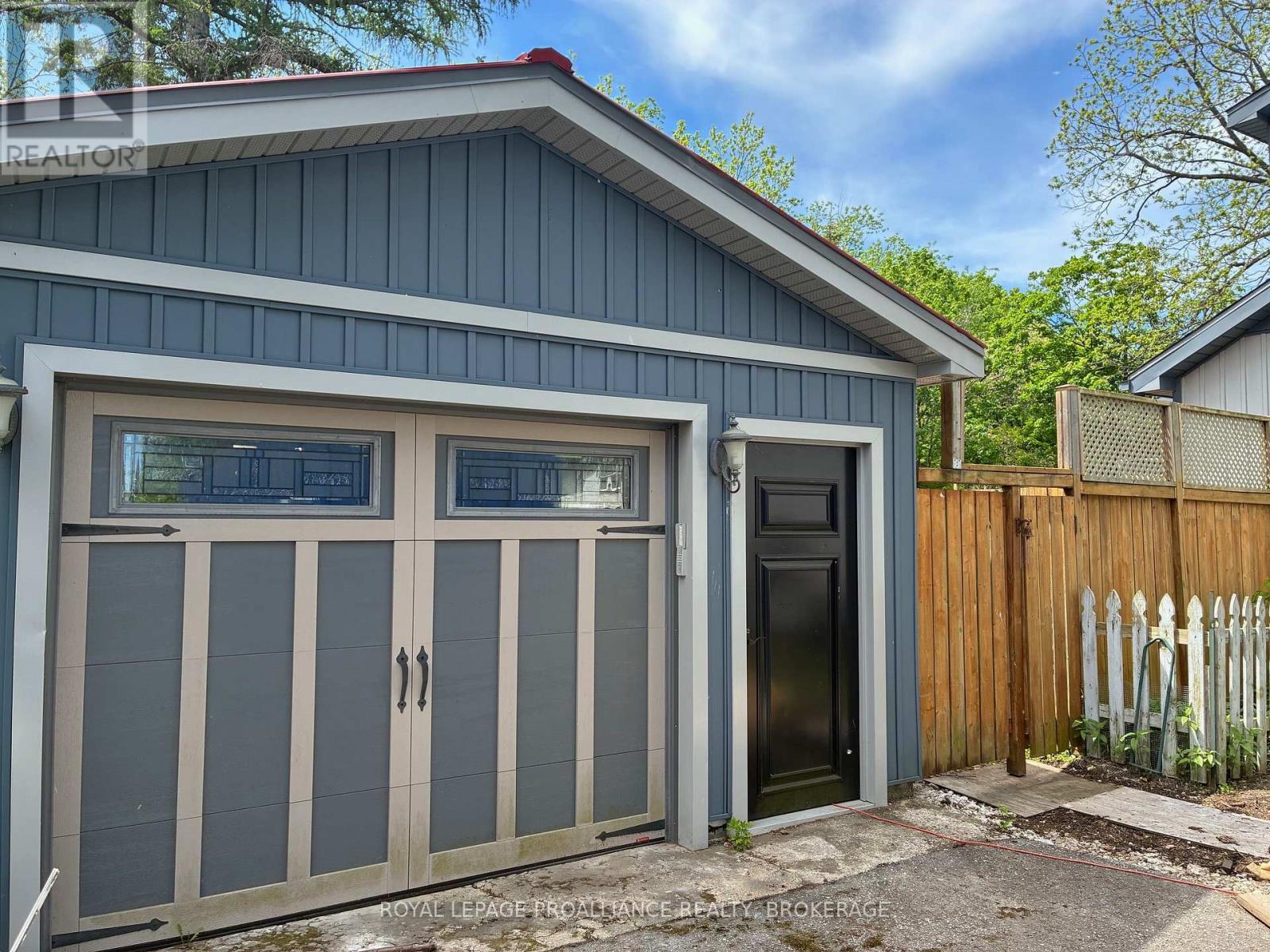 255 First Street, Gananoque, Ontario  K7G 2J3 - Photo 32 - X13072308
