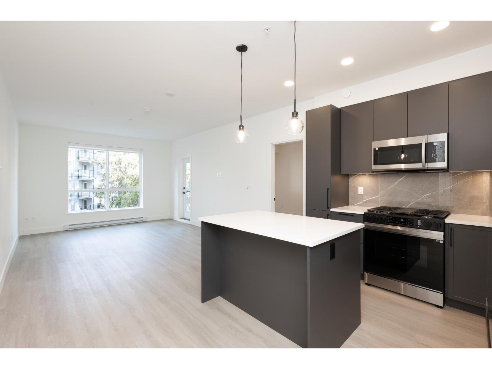 314 3480 146a Street, Surrey, British Columbia  V4P 0H6 - Photo 8 - R3128553