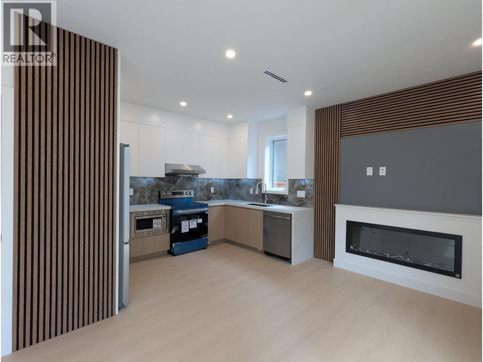 2891 ETON STREET, Vancouver, British Columbia
