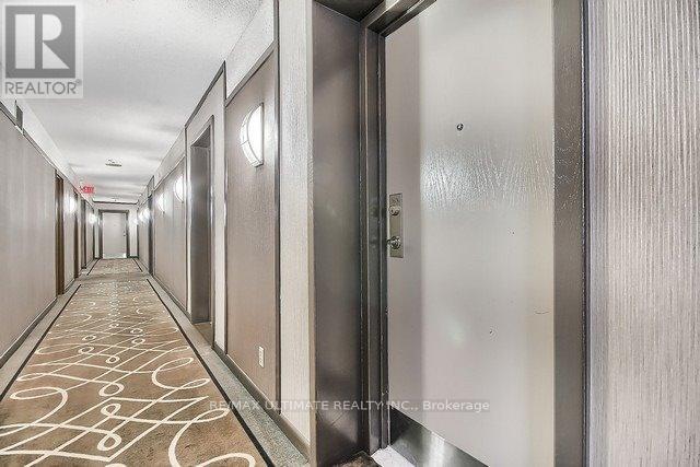 1606 - 77 Harbour Square, Toronto, Ontario  M5J 2S2 - Photo 2 - C13208662