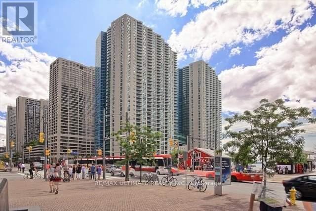 1606 - 77 Harbour Square, Toronto, Ontario  M5J 2S2 - Photo 20 - C13208662