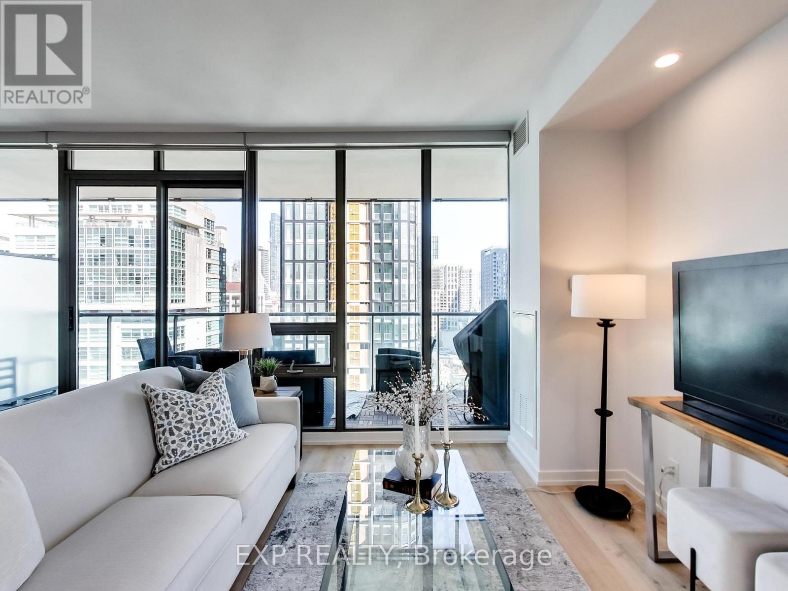 1906 - 33 Lombard Street, Toronto, Ontario  M5C 3H8 - Photo 11 - C13208722
