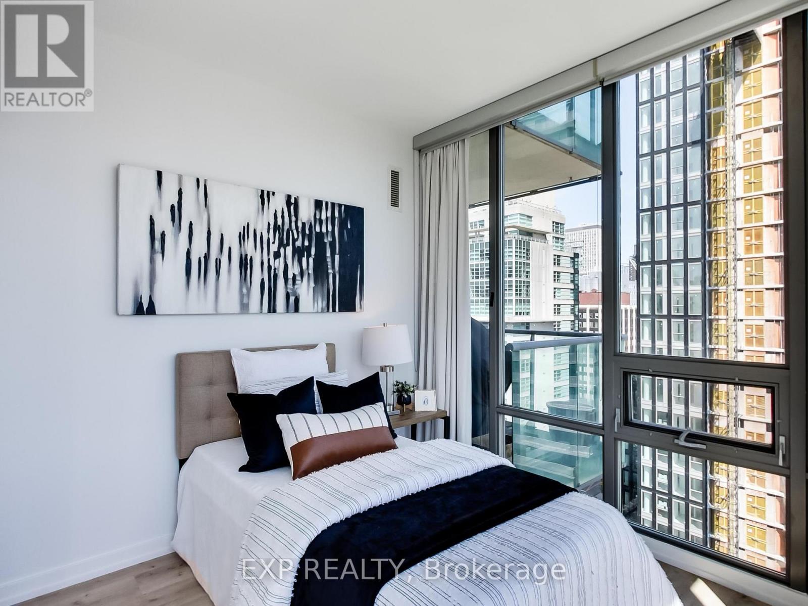 1906 - 33 Lombard Street, Toronto, Ontario  M5C 3H8 - Photo 15 - C13208722