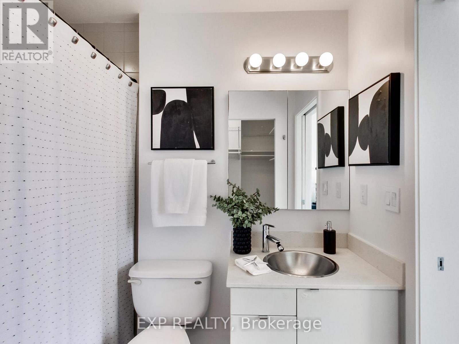 1906 - 33 Lombard Street, Toronto, Ontario  M5C 3H8 - Photo 21 - C13208722
