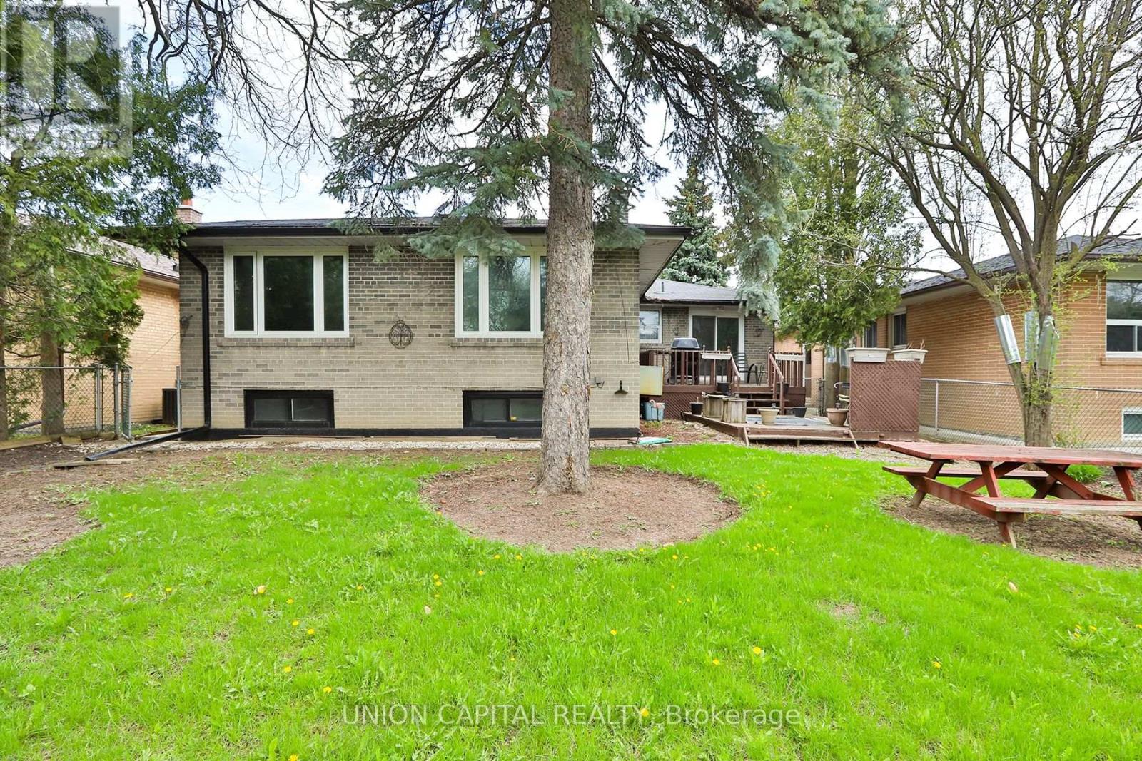 228 Maxwell Street, Toronto, Ontario  M3H 5B7 - Photo 33 - C13208744