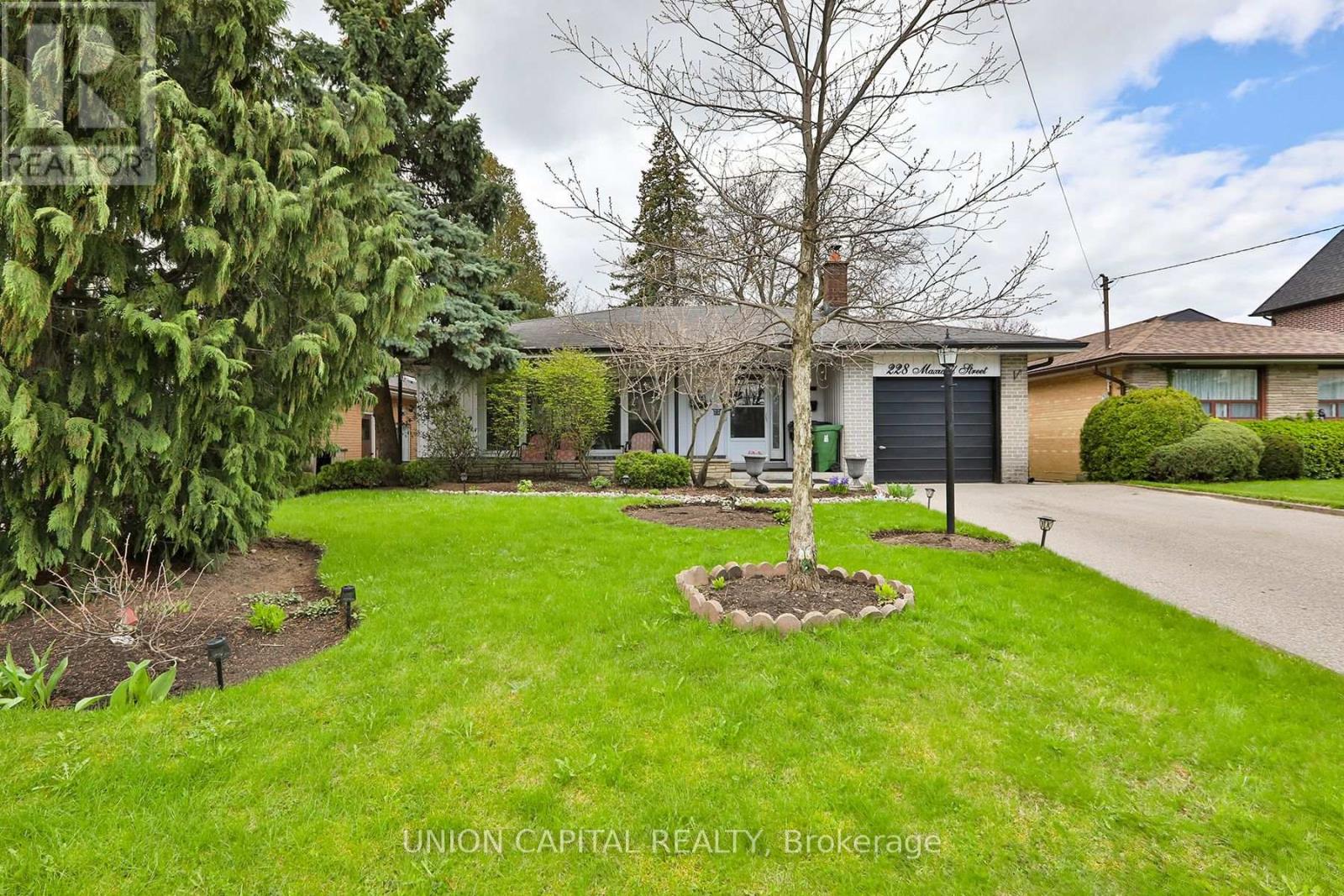 228 Maxwell Street, Toronto, Ontario  M3H 5B7 - Photo 35 - C13208744