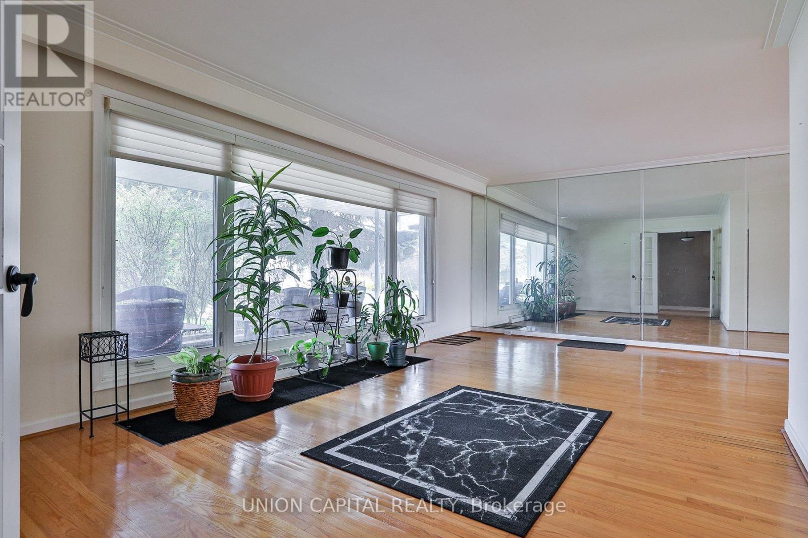 228 Maxwell Street, Toronto, Ontario  M3H 5B7 - Photo 4 - C13208744