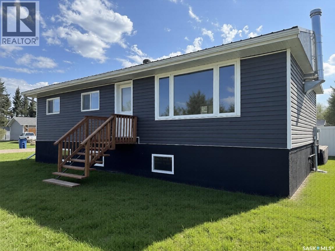 210 1st Street W, Meath Park, Saskatchewan  S0J 1T0 - Photo 3 - SK026495