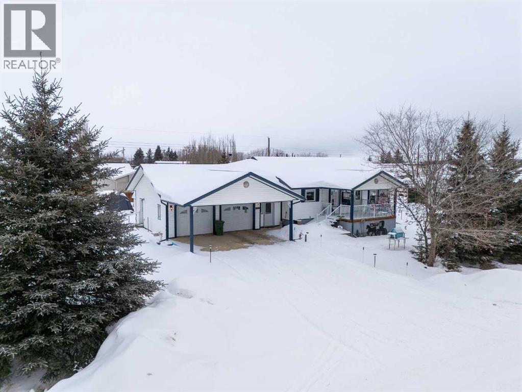 10218 102 Avenue, La Crete, Alberta  T0H 2H0 - Photo 2 - A2286431