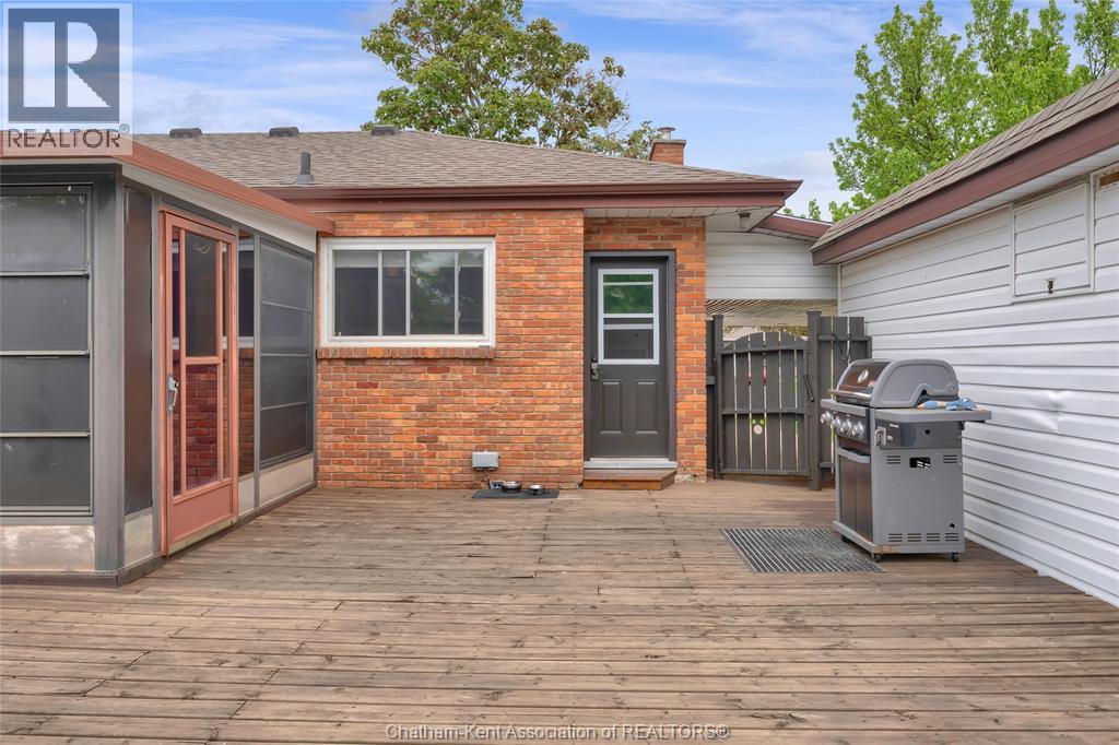 5 Balmoral Place, Wallaceburg, Ontario  N8A 2E2 - Photo 42 - 26012379