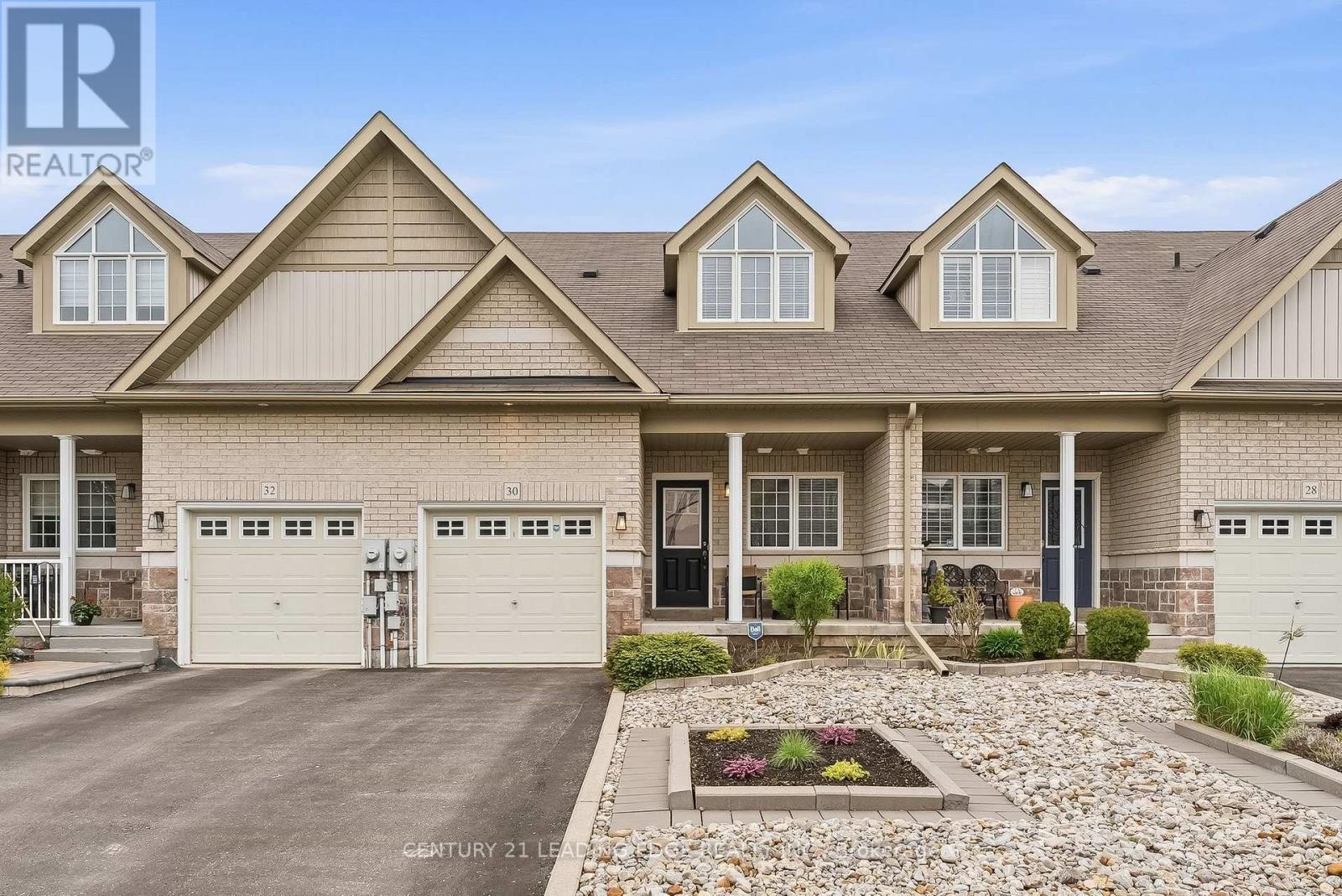 30 PAGE PLACE, Clarington, Ontario