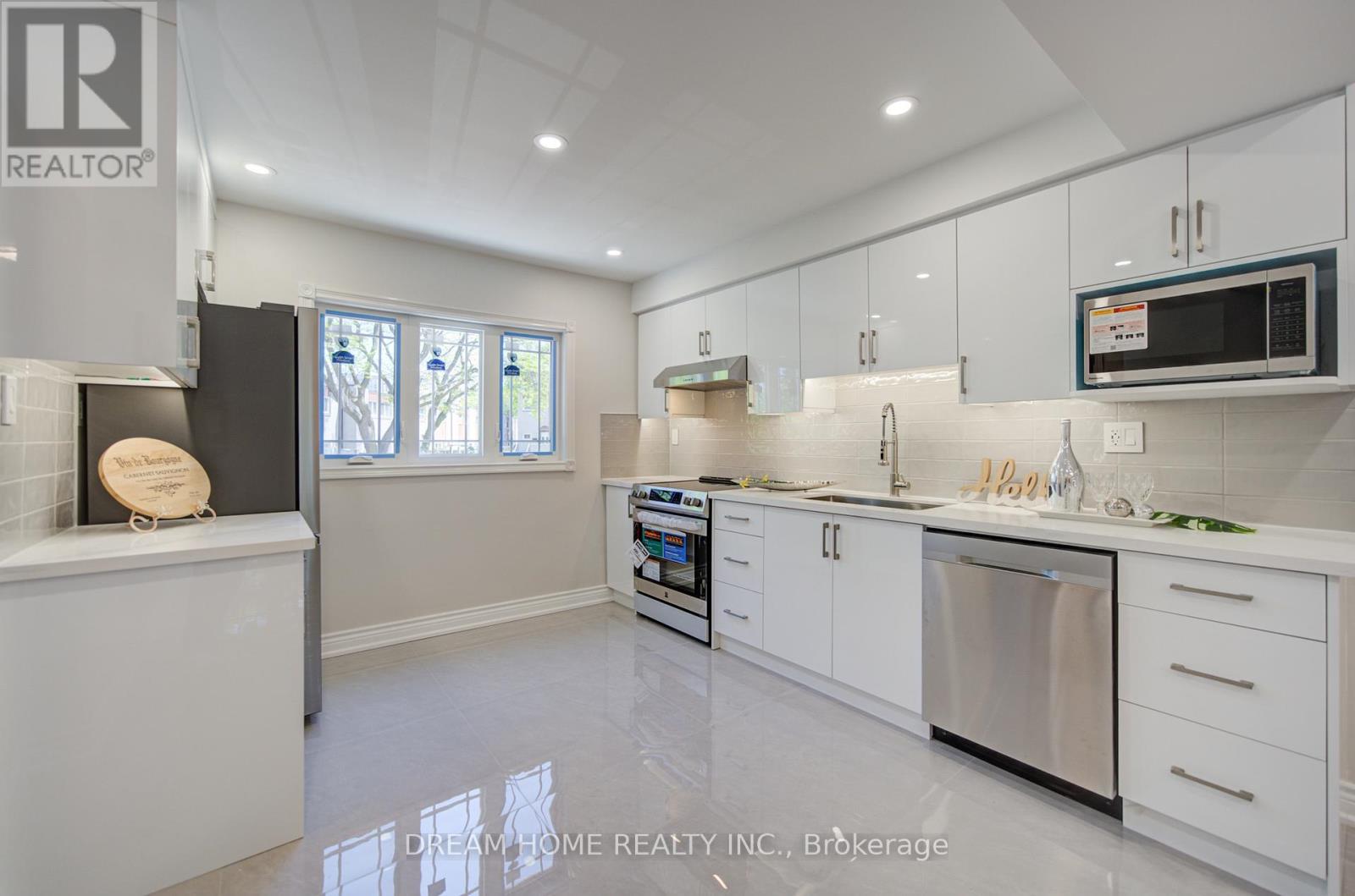 12 Bonis Avenue, Toronto, Ontario  M1T 2V1 - Photo 13 - E13208540