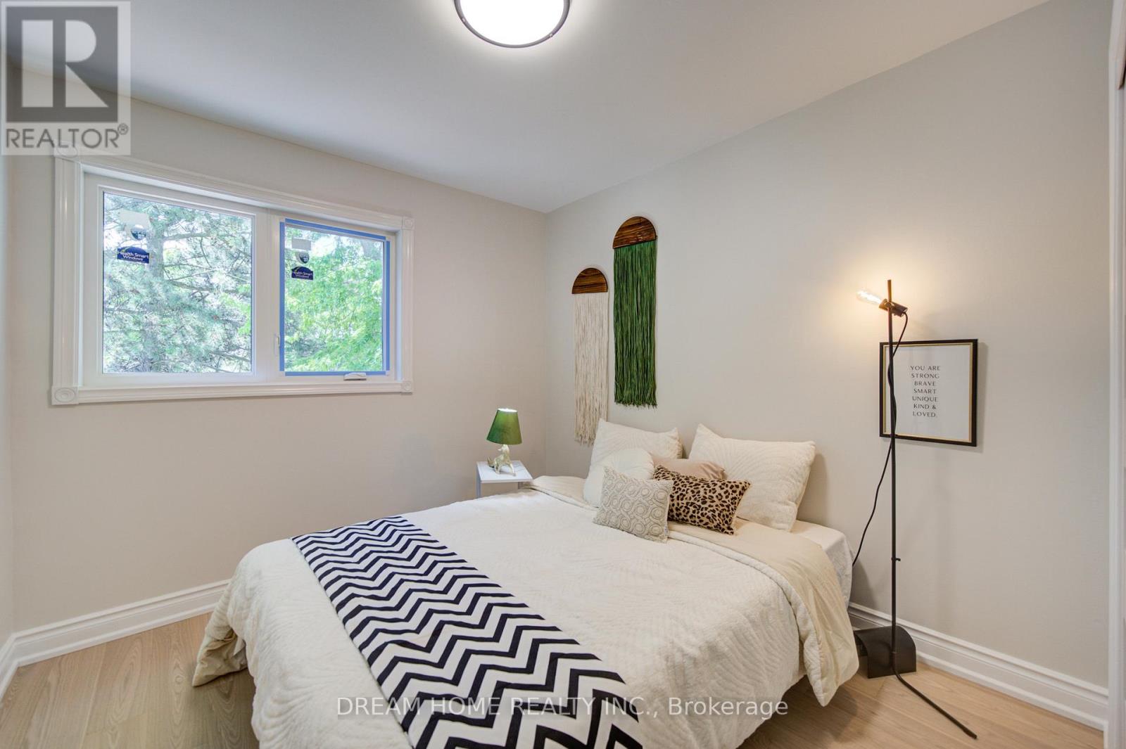 12 Bonis Avenue, Toronto, Ontario  M1T 2V1 - Photo 15 - E13208540