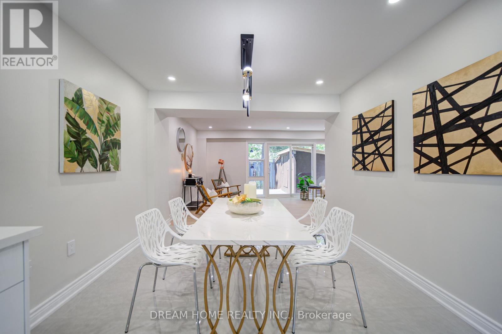 12 Bonis Avenue, Toronto, Ontario  M1T 2V1 - Photo 8 - E13208540