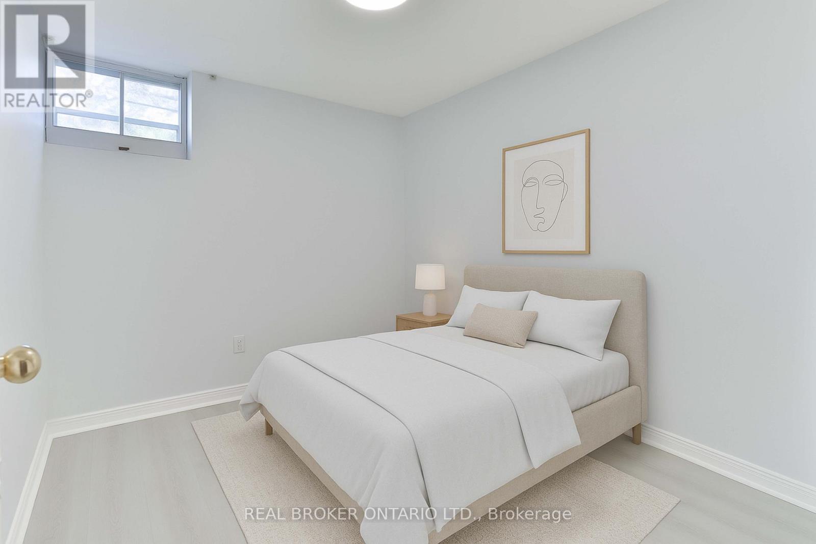 32 Christina Crescent, Toronto, Ontario  M1R 4H6 - Photo 16 - E13208556