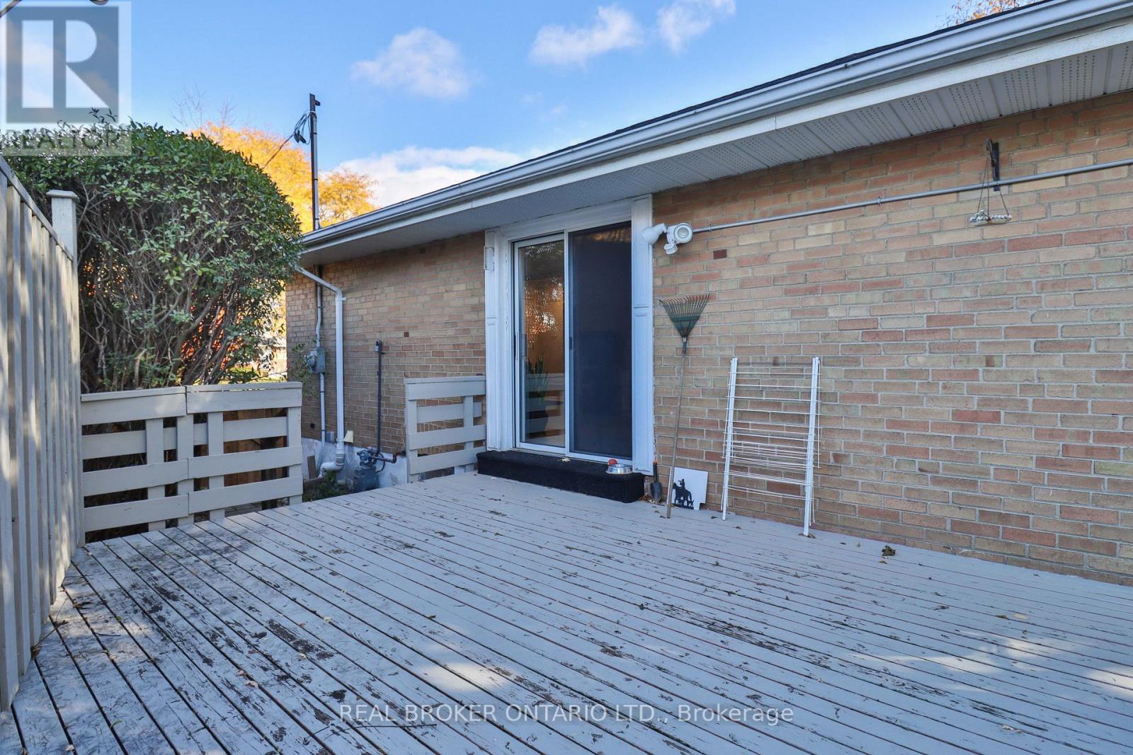 32 Christina Crescent, Toronto, Ontario  M1R 4H6 - Photo 28 - E13208556