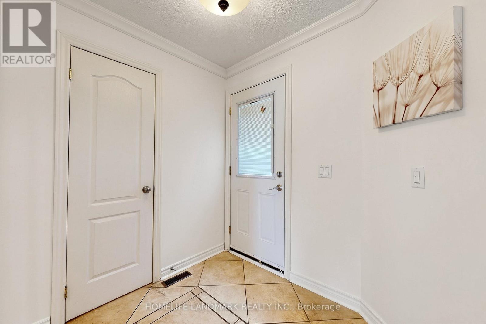 37 Treetops Court, Toronto, Ontario  M1V 2B9 - Photo 21 - E13208646