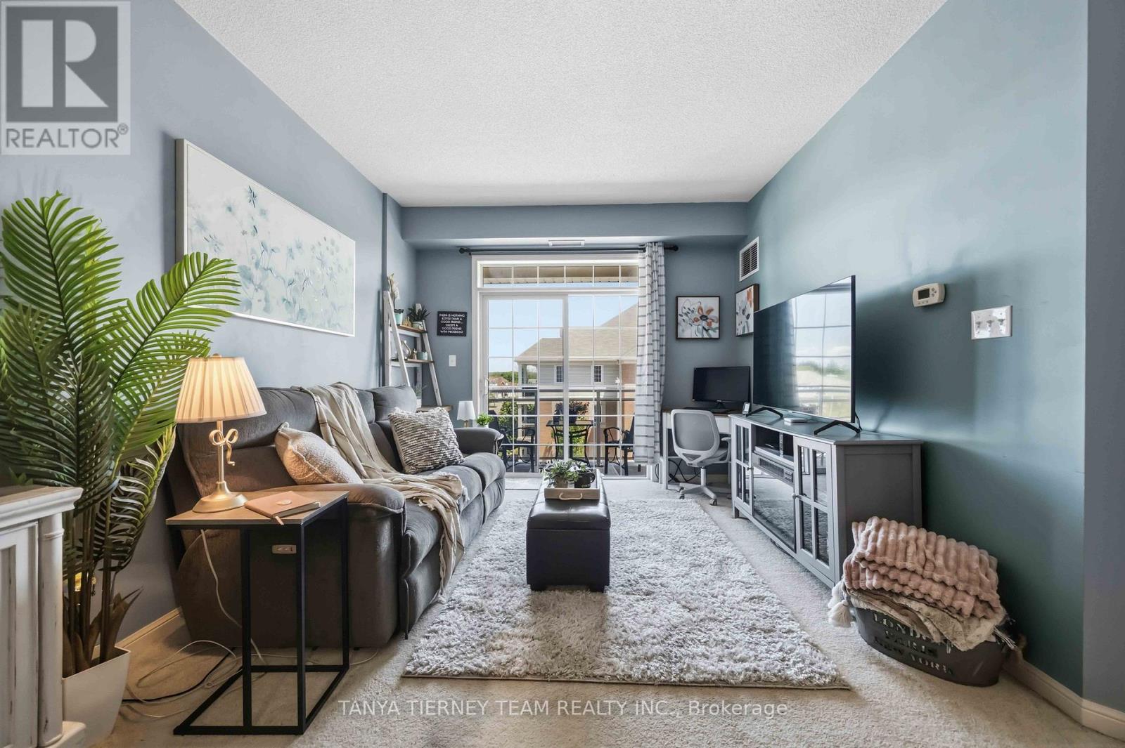 307 - 52 Harvey Johnston Way, Whitby, Ontario  L1M 0J7 - Photo 9 - E13208724