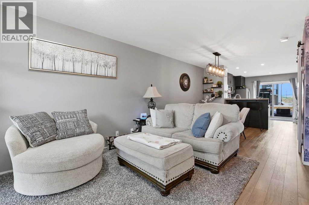 305, 339 Viscount Drive, Red Deer, Alberta  T4R 0S2 - Photo 4 - A2314929