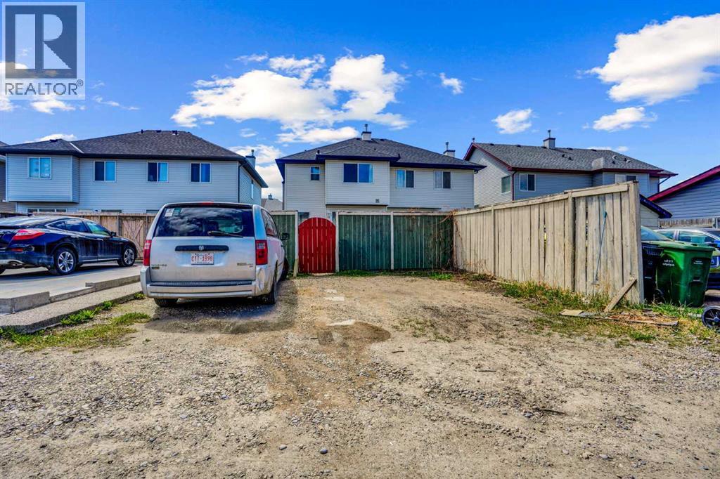 19 Taravista Gardens NE, Calgary, Alberta  T3J 4K8 - Photo 35 - A2309796