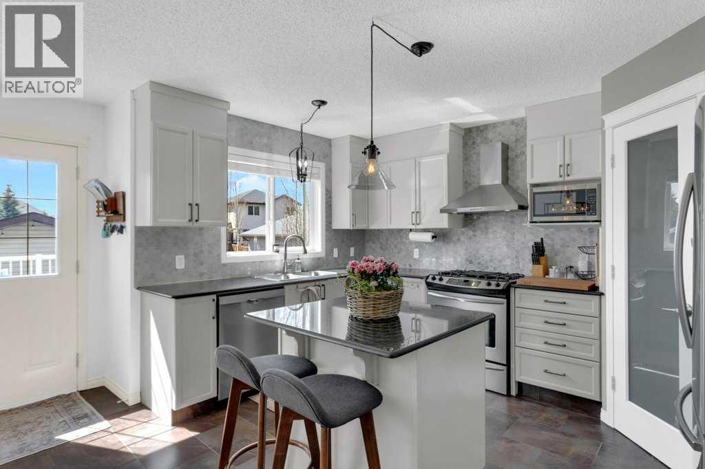 17 Drake Landing Way, Okotoks, Alberta  T1S 0B9 - Photo 9 - A2311375