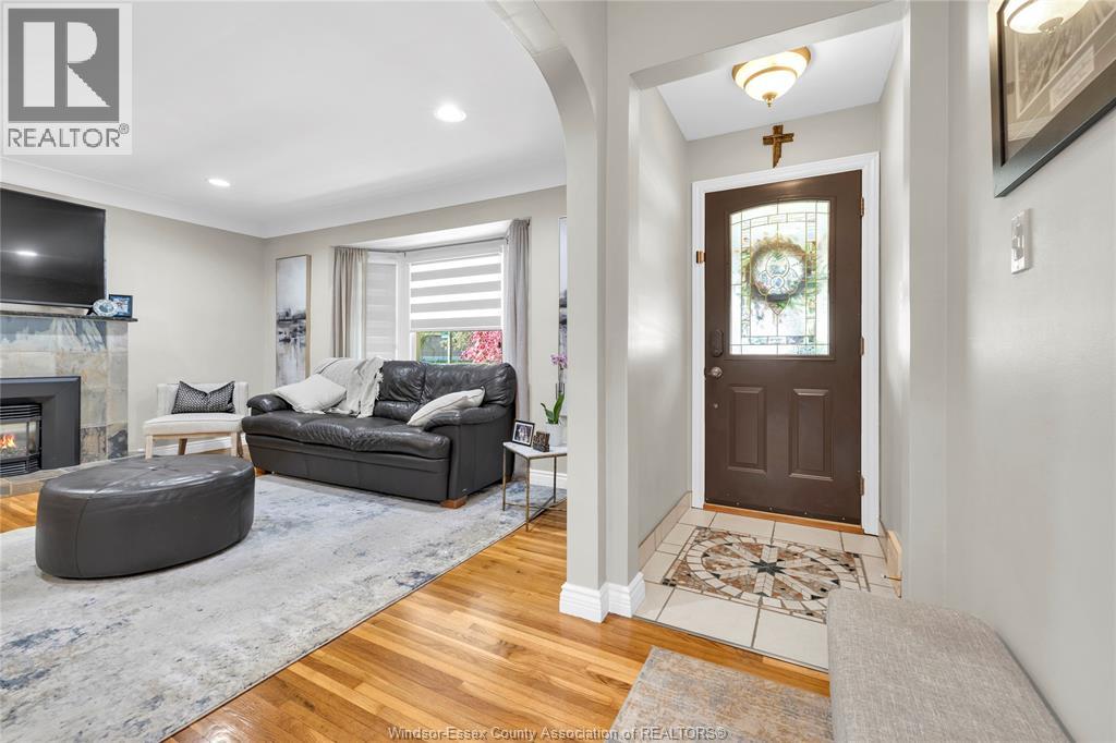 2630 Virginia Park, Windsor, Ontario  N9E 2B4 - Photo 6 - 26012441