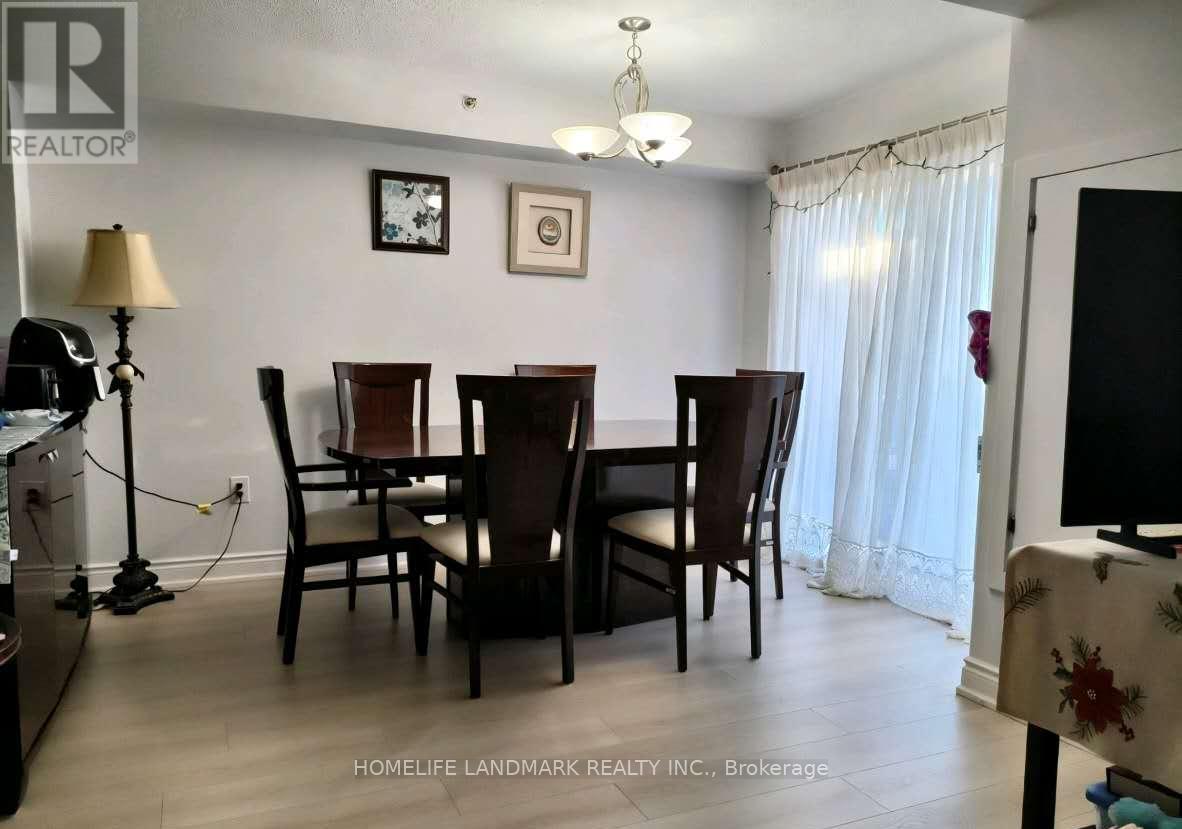 818 - 75 Weldrick Road E, Richmond Hill, Ontario  L4C 0H9 - Photo 3 - N13208652