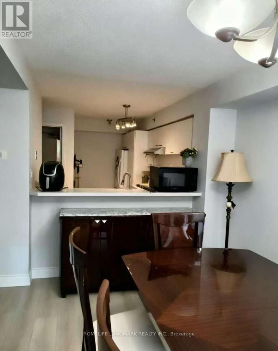 818 - 75 Weldrick Road E, Richmond Hill, Ontario  L4C 0H9 - Photo 4 - N13208652