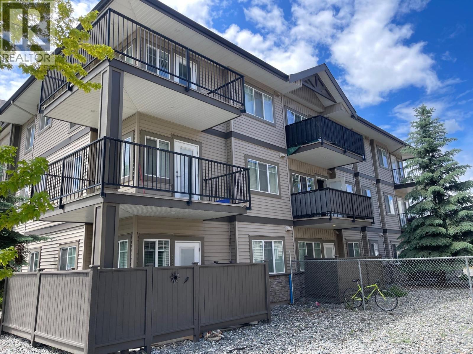 2799 CLAPPERTON Avenue Unit# 203, merritt, British Columbia
