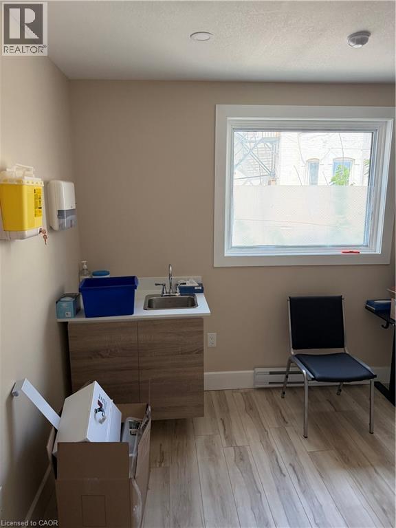 357 Main Street E Unit# Main Floor, Hamilton, Ontario  L8N 1J4 - Photo 8 - 40829942