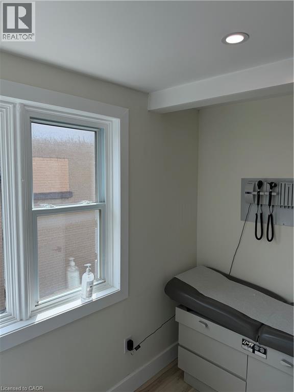 357 Main Street E Unit# Main Floor, Hamilton, Ontario  L8N 1J4 - Photo 13 - 40829942