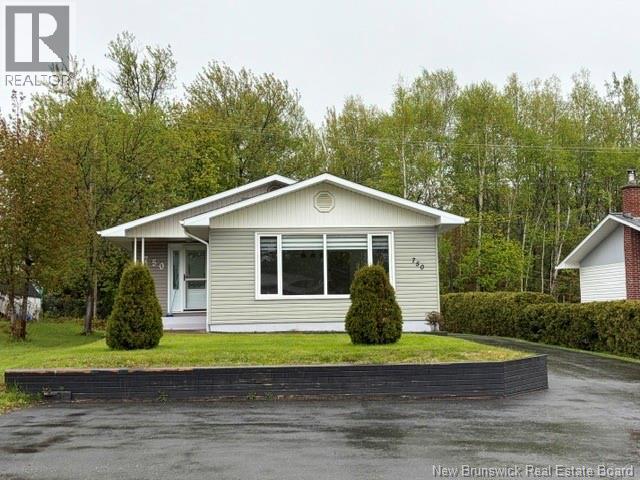 750 Parkwood Street, Bathurst, New Brunswick