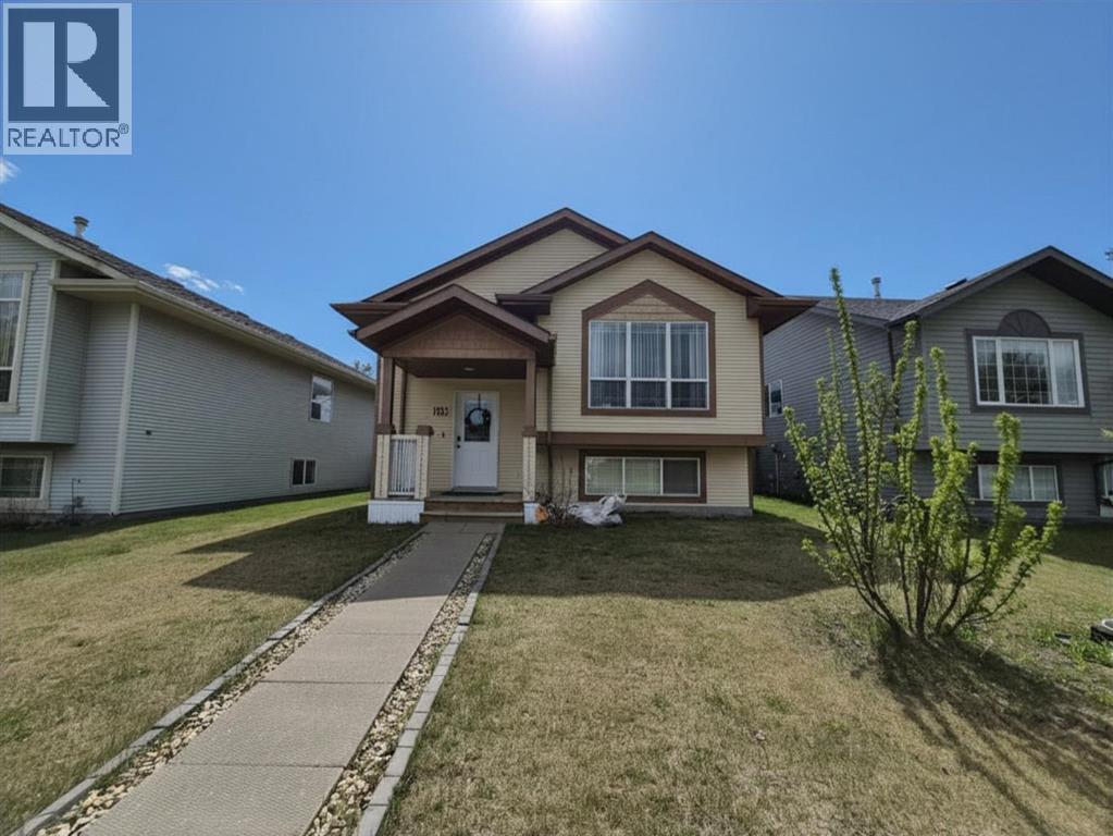 268 Kingston Drive, Red Deer, Alberta  T4P 0A7 - Photo 1 - A2287230