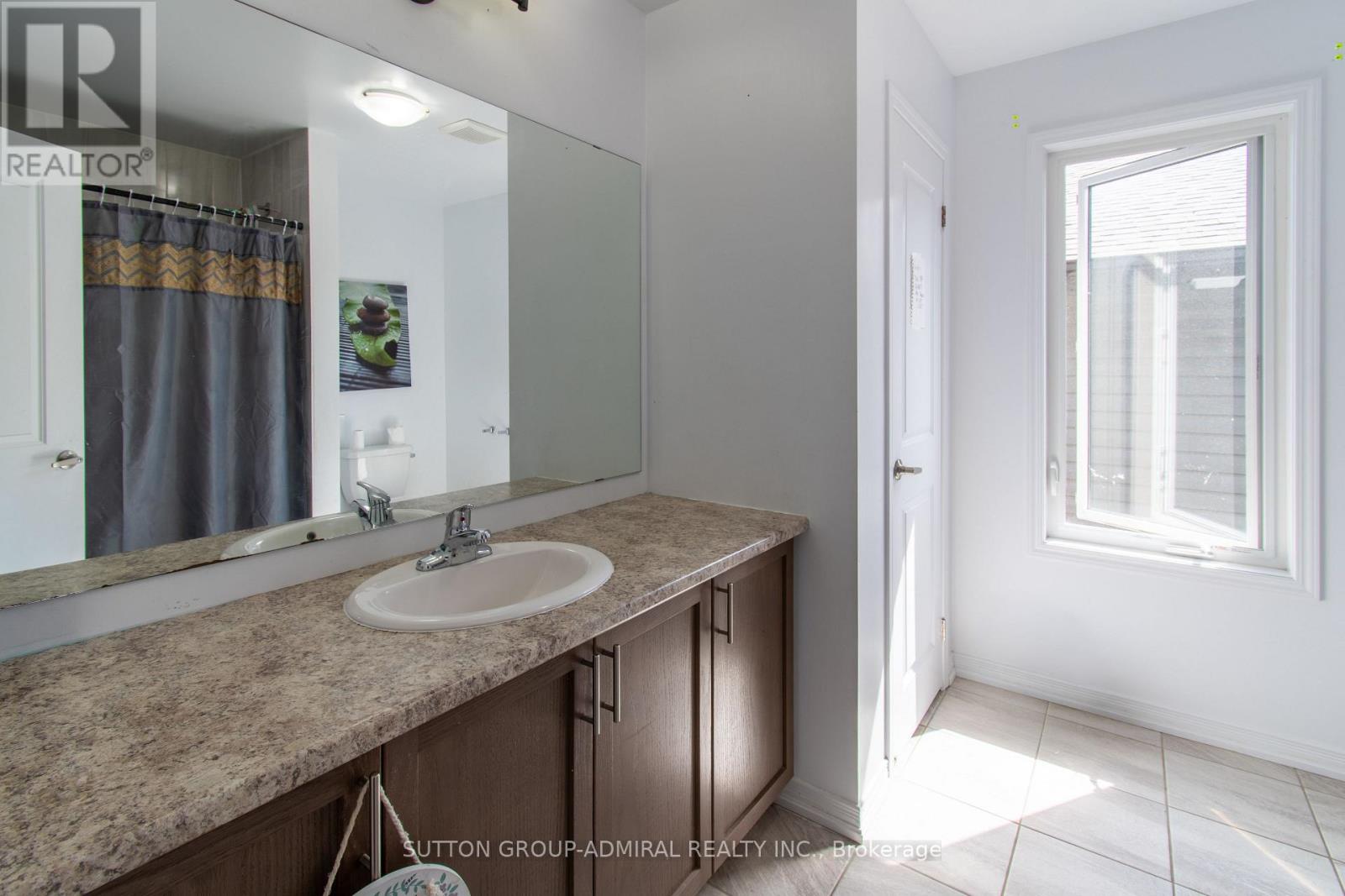 1-2 - 62 Alaskan Heights, Barrie, Ontario  L9J 0H9 - Photo 17 - S13176924