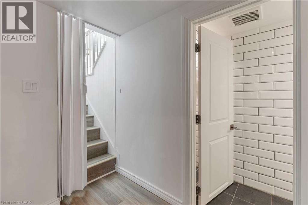 32 Durham Road, Stoney Creek, Ontario  L8E 1X1 - Photo 25 - 40830312