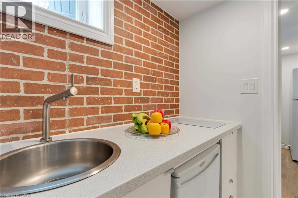 32 Durham Road, Stoney Creek, Ontario  L8E 1X1 - Photo 29 - 40830312