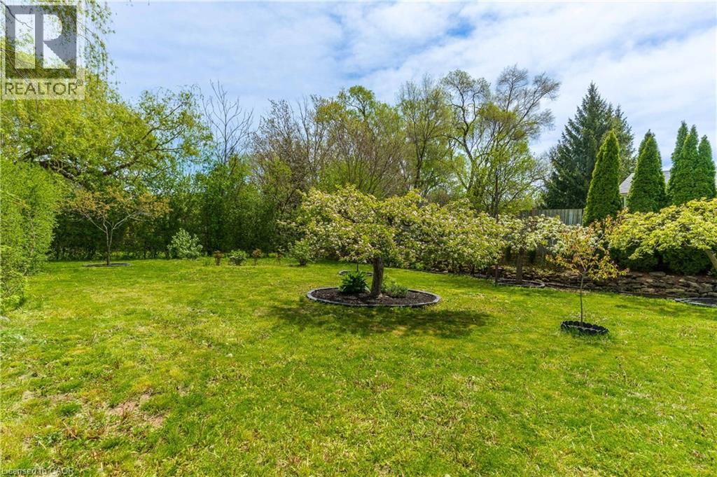 32 Durham Road, Stoney Creek, Ontario  L8E 1X1 - Photo 40 - 40830312