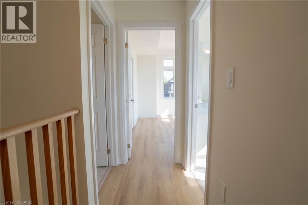 10 Adeline Crescent, Breslau, Ontario  N0B 1M0 - Photo 34 - 40834233