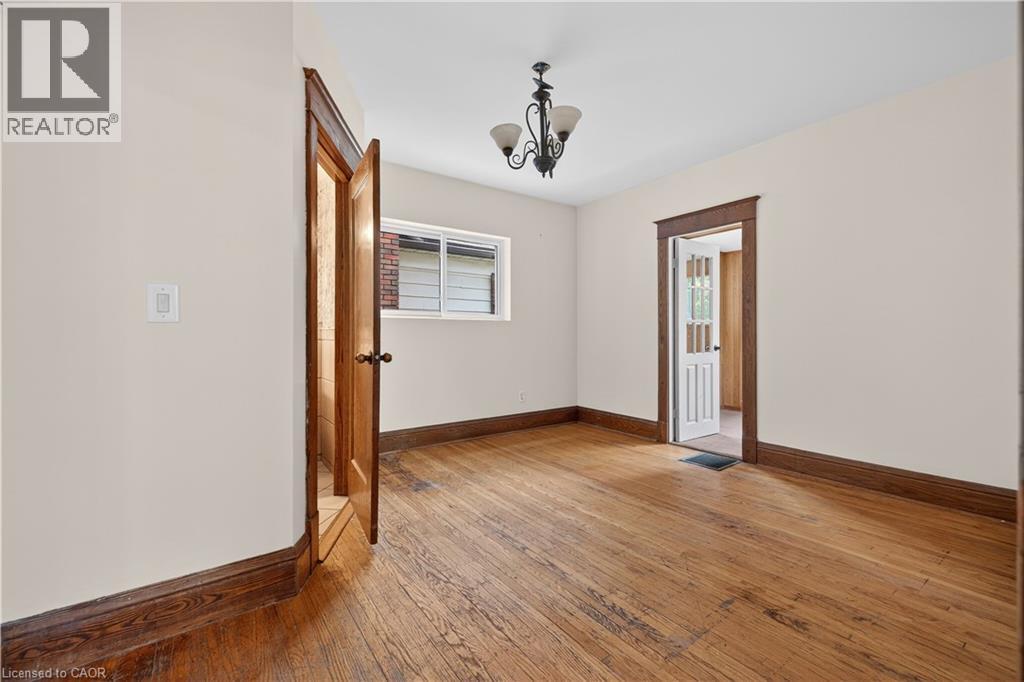 48 Stirling Avenue N, Kitchener, Ontario  N2H 3G5 - Photo 11 - 40830984